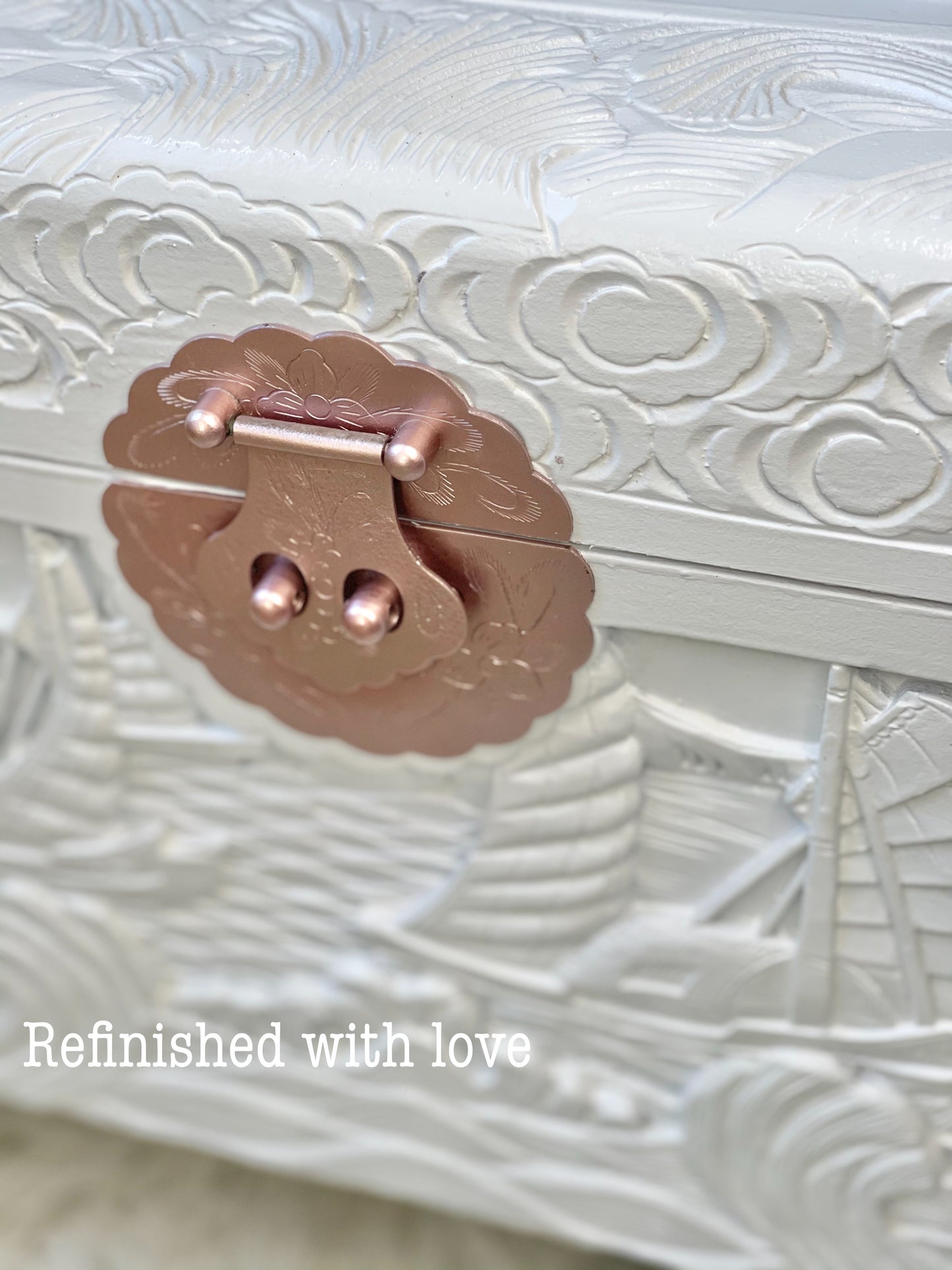 White camphor chest with rose gold latch
