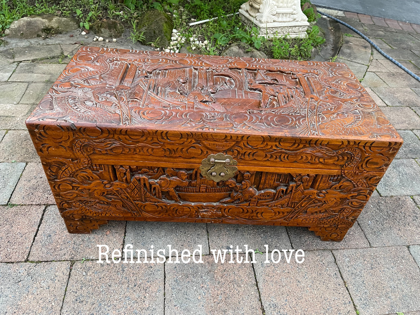 Camphor chest with rose gold latch