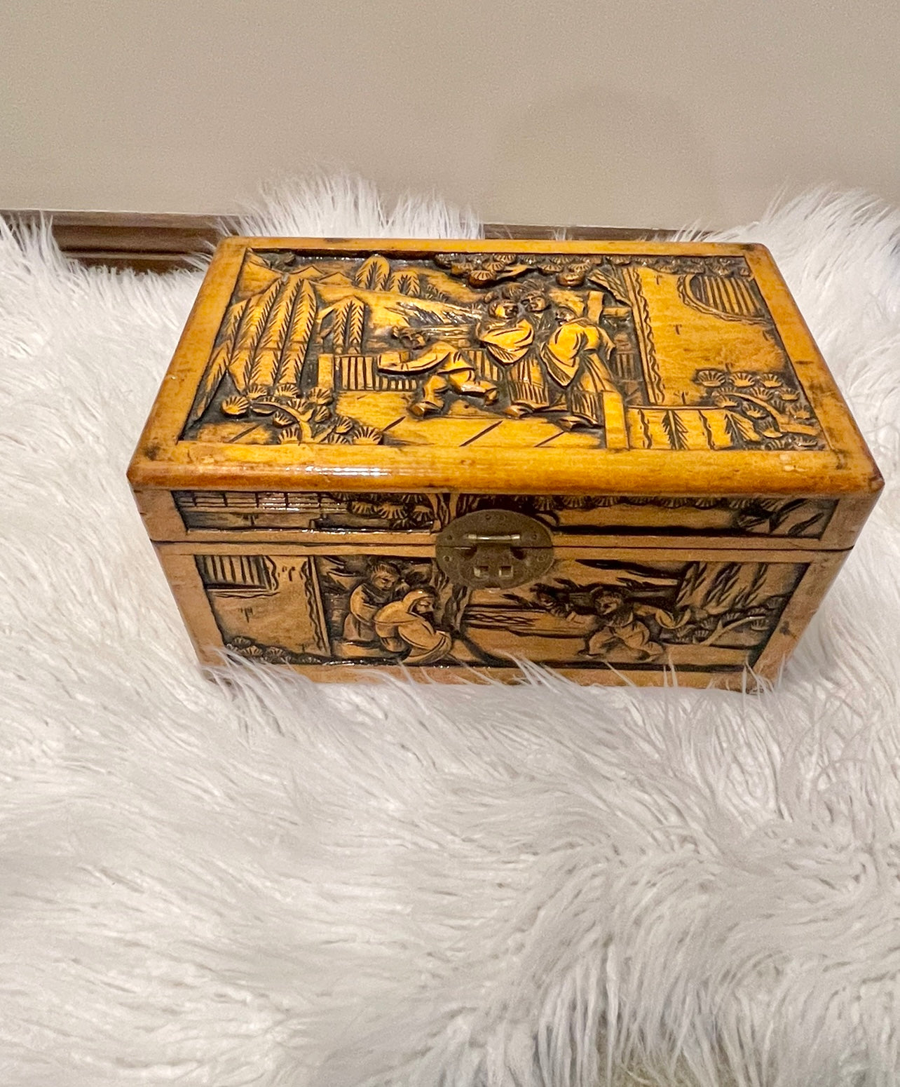 Jewellery box - black