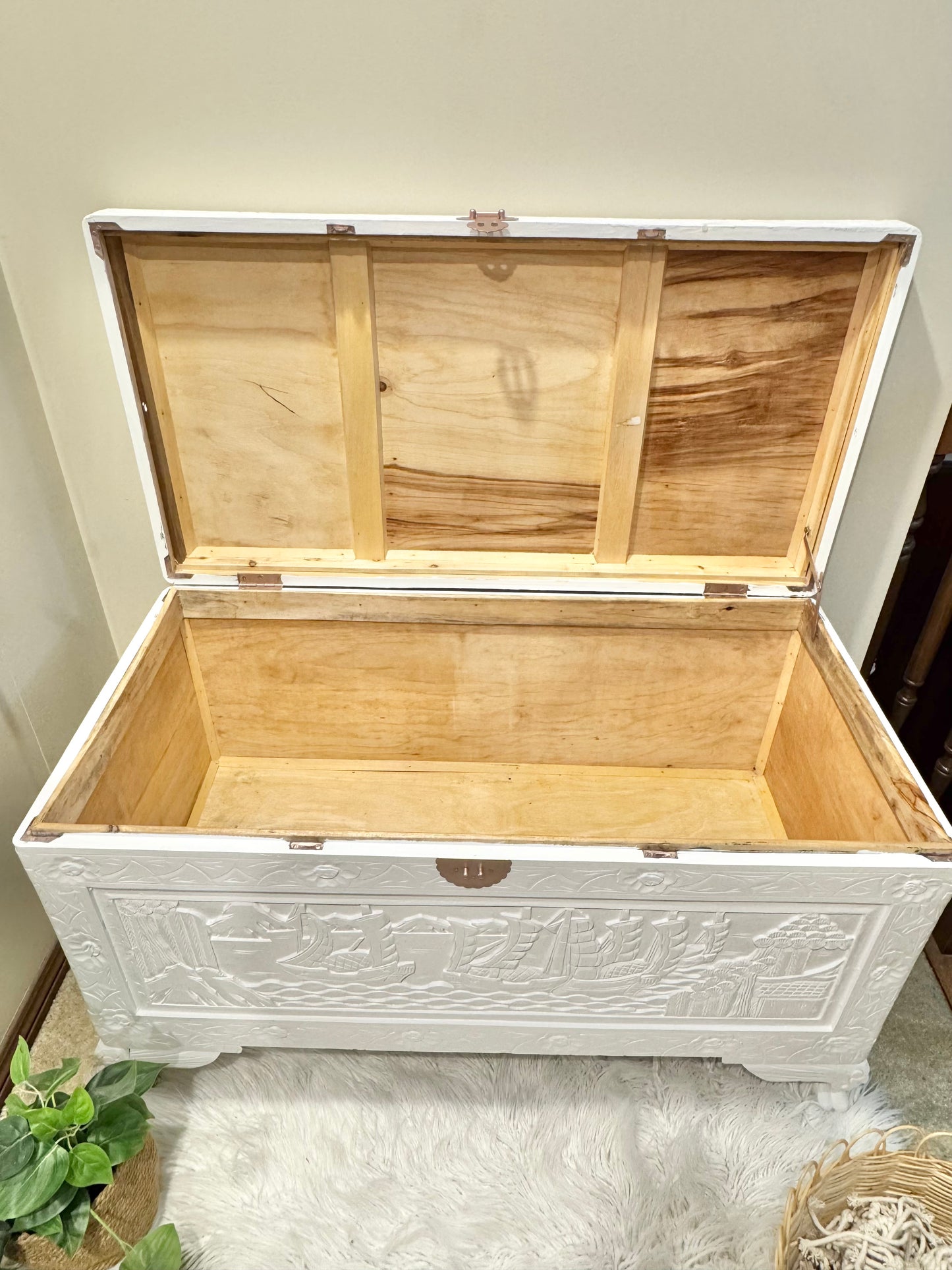 White Camphor Chest