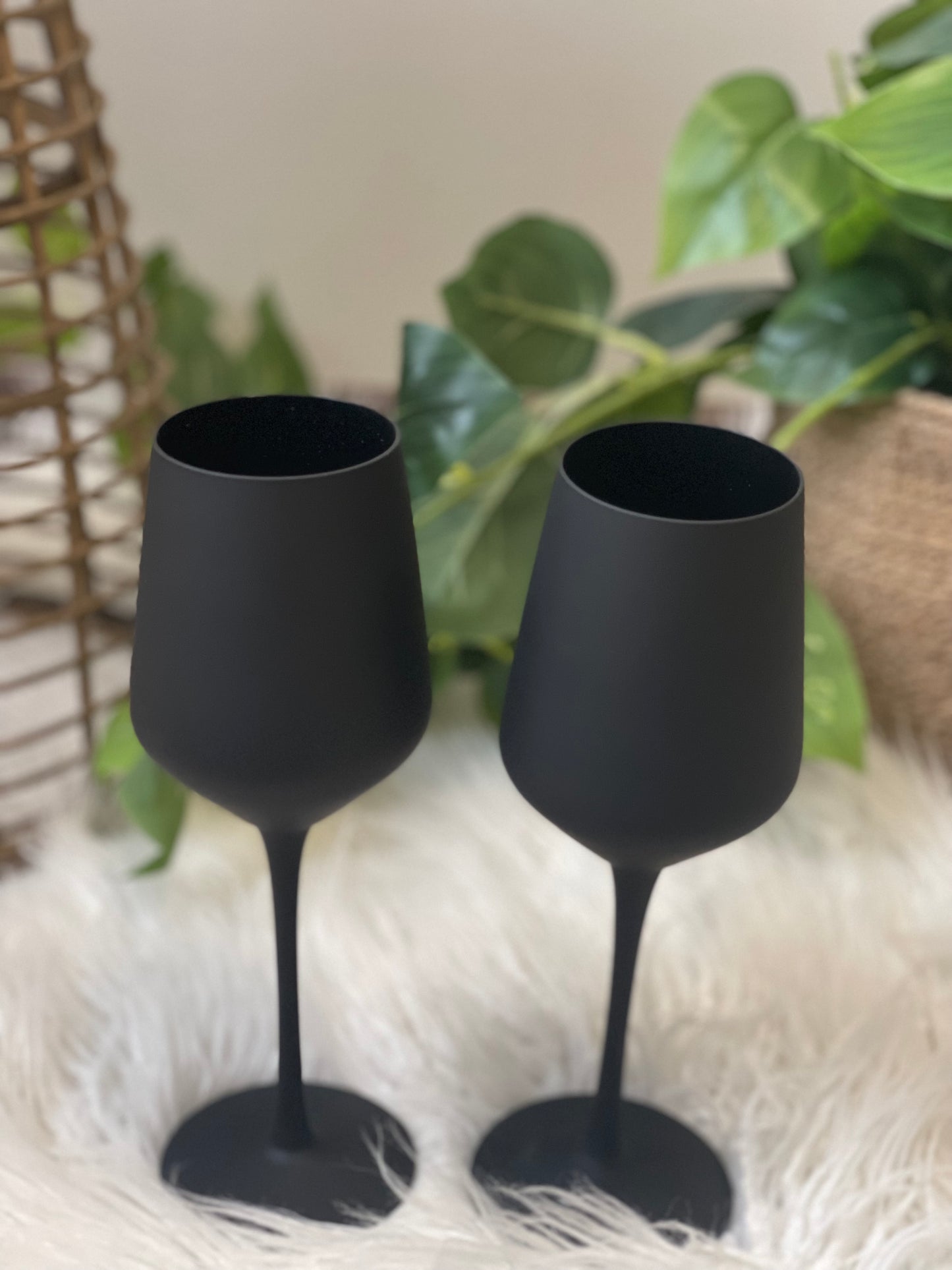 Wine glasses - black matt